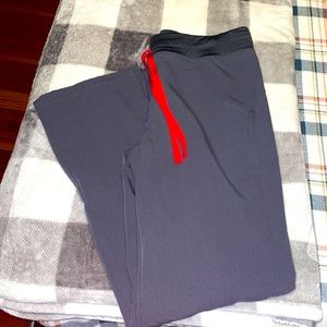 Figs kade charcoal XSP bottom